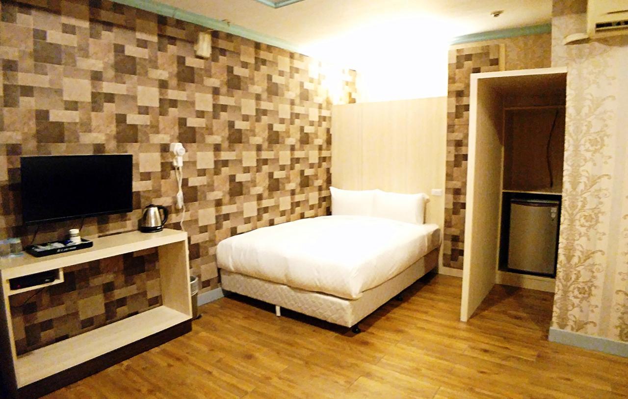 Flower Motel 嘉義市 エクステリア 写真